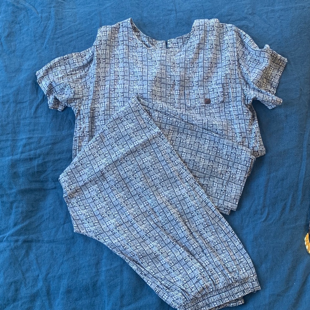 Vintage Short Sleeve and Lounge Pants Set Medium